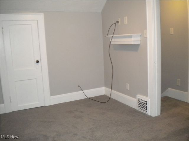 553 Princeton Avenue, Barberton, OH 44203