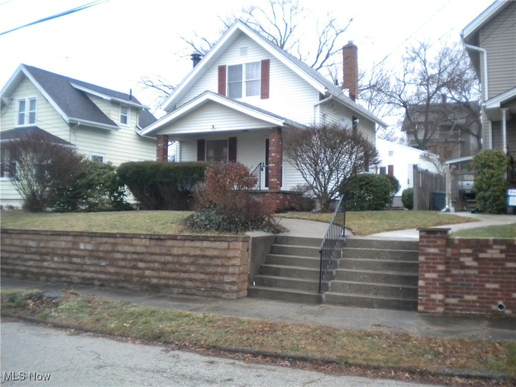 553 Princeton Avenue, Barberton, OH 44203
