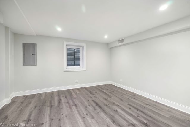 2729 Park Street, Franklin Park, IL 60131