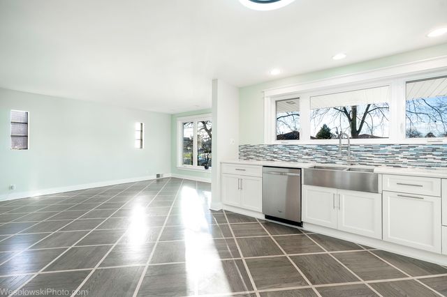 2729 Park Street, Franklin Park, IL 60131