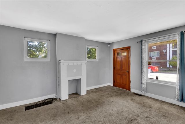 1505 Raymond Ave, Latrobe, PA 15650