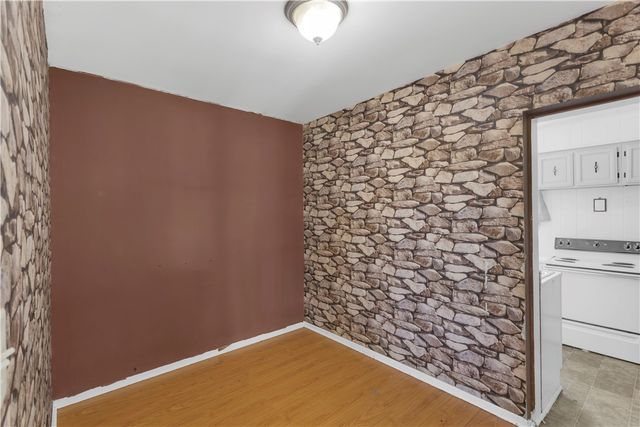 1505 Raymond Ave, Latrobe, PA 15650