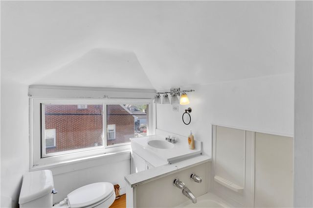 1505 Raymond Ave, Latrobe, PA 15650