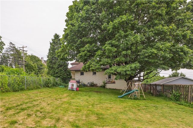 1505 Raymond Ave, Latrobe, PA 15650