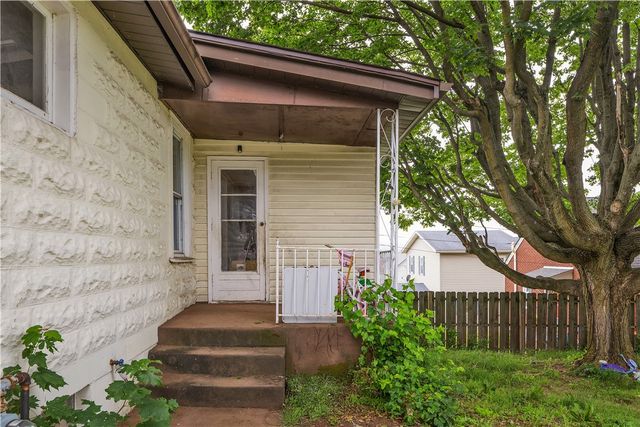 1505 Raymond Ave, Latrobe, PA 15650