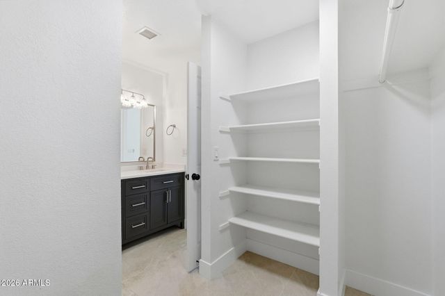3705 E FORGE Circle, Mesa, AZ 85206
