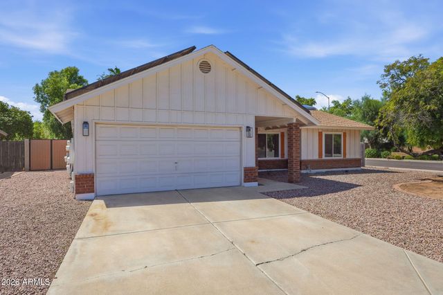 3705 E FORGE Circle, Mesa, AZ 85206