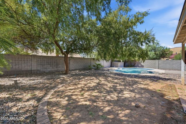3705 E FORGE Circle, Mesa, AZ 85206