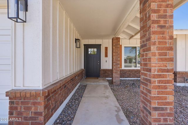 3705 E FORGE Circle, Mesa, AZ 85206