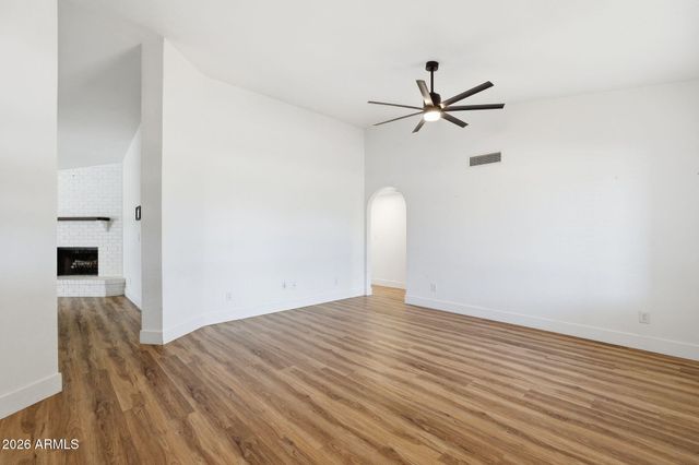 3705 E FORGE Circle, Mesa, AZ 85206