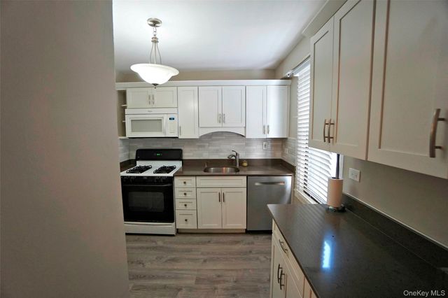 123-40 83rd Ave Avenue 6D, Kew Gardens, NY 11415