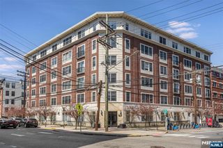 82 Clinton Street 6F, Hoboken, NJ 07030