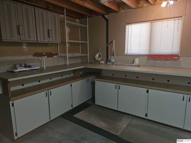 4909 Giles Road, Omaha, NE 68157