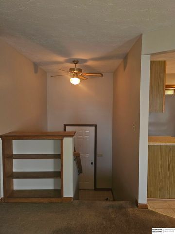 4909 Giles Road, Omaha, NE 68157