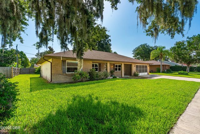 1971 Menger Circle, South Daytona, FL 32119