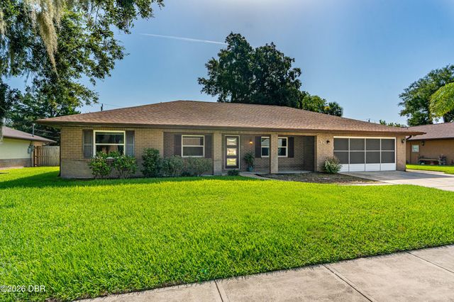1971 Menger Circle, South Daytona, FL 32119