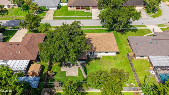 1971 Menger Circle, South Daytona, FL 32119