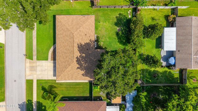 1971 Menger Circle, South Daytona, FL 32119