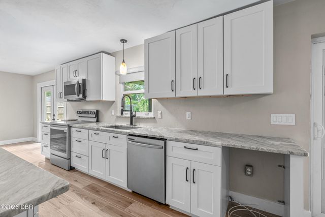 1971 Menger Circle, South Daytona, FL 32119