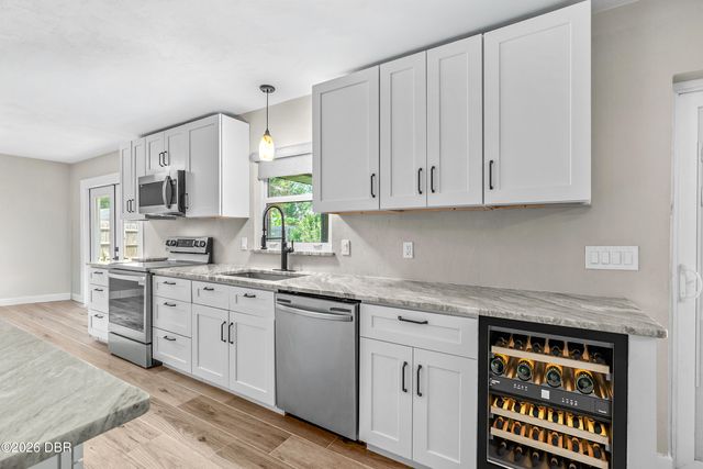 1971 Menger Circle, South Daytona, FL 32119