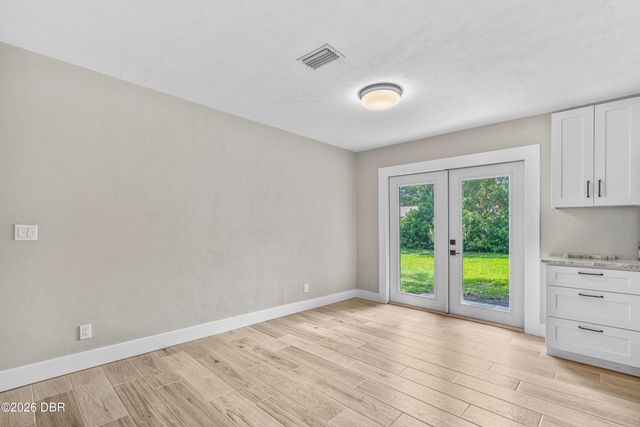 1971 Menger Circle, South Daytona, FL 32119