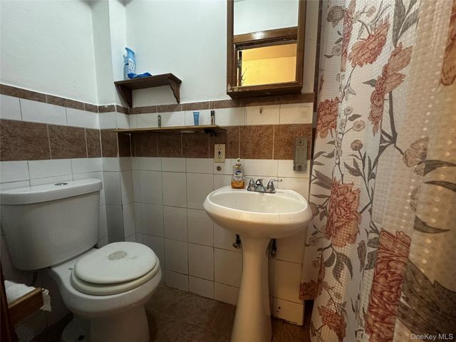 124 32nd Street, Brooklyn, NY 11232