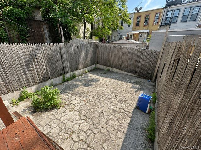 124 32nd Street, Brooklyn, NY 11232
