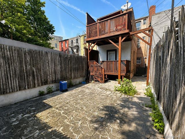 124 32nd Street, Brooklyn, NY 11232