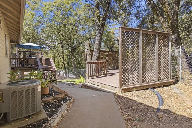 4971 Atlas Ln, Garden Valley, CA 95633