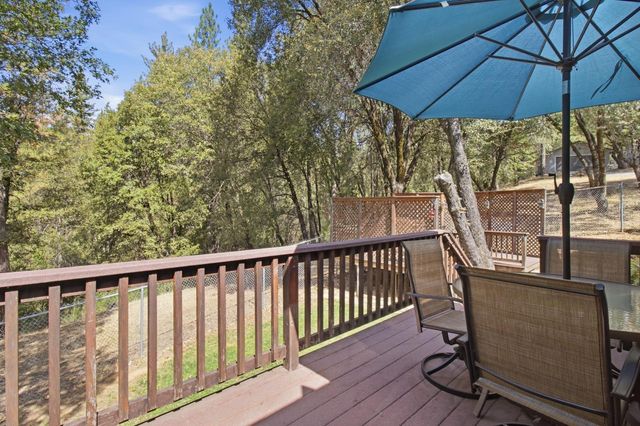 4971 Atlas Ln, Garden Valley, CA 95633