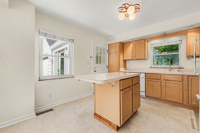 93 N Harding Road, Columbus, OH 43209