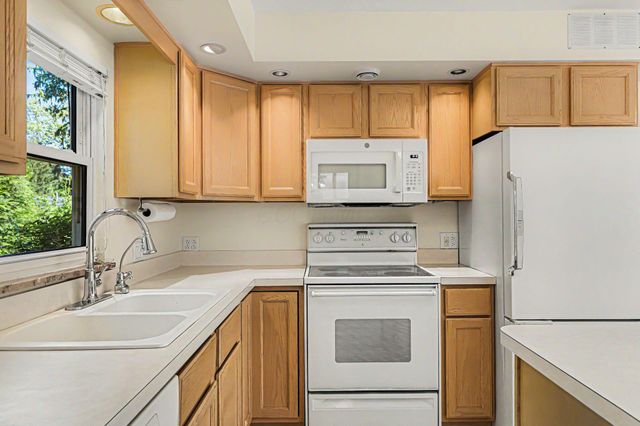 93 N Harding Road, Columbus, OH 43209