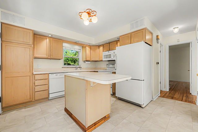 93 N Harding Road, Columbus, OH 43209