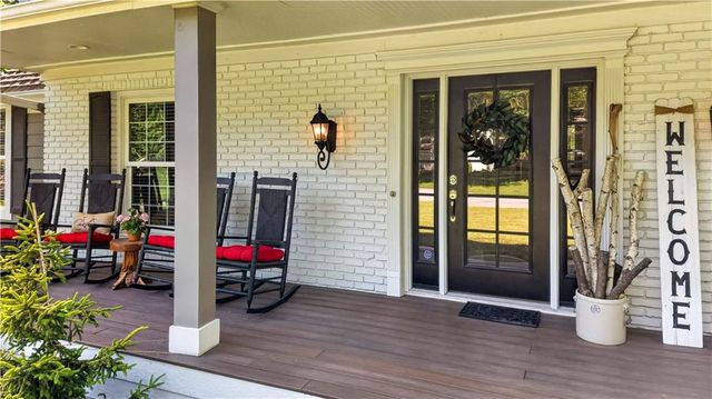 12816 Sagamore Road, Leawood, KS 66209