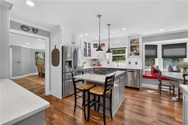 12816 Sagamore Road, Leawood, KS 66209