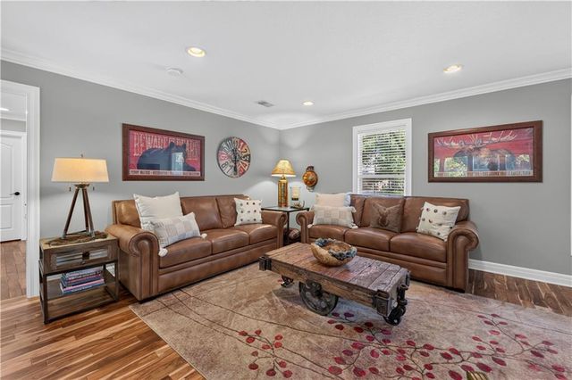 12816 Sagamore Road, Leawood, KS 66209