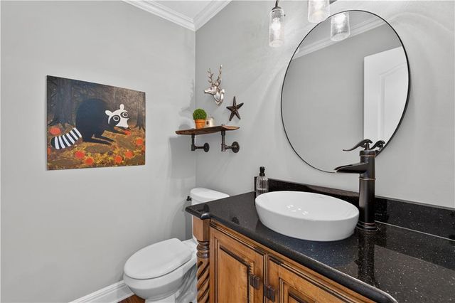 12816 Sagamore Road, Leawood, KS 66209