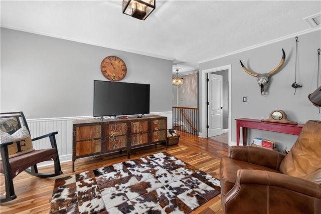 12816 Sagamore Road, Leawood, KS 66209