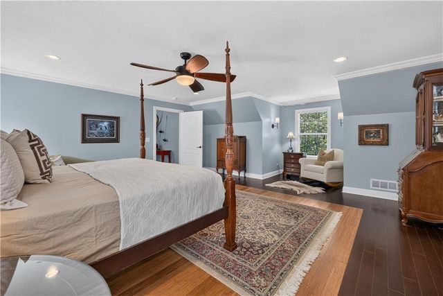 12816 Sagamore Road, Leawood, KS 66209