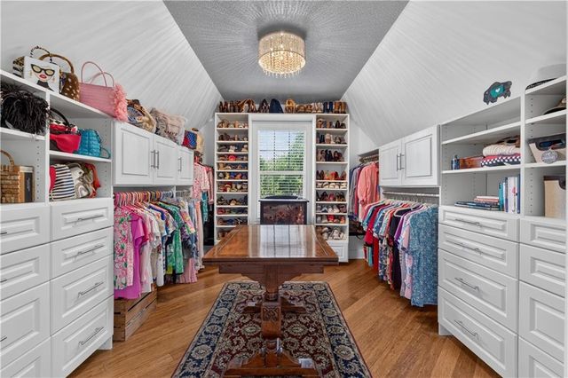 12816 Sagamore Road, Leawood, KS 66209