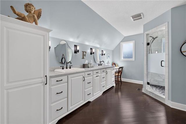 12816 Sagamore Road, Leawood, KS 66209