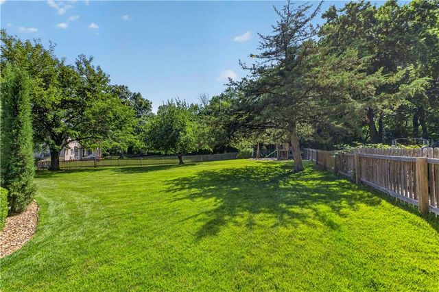 12816 Sagamore Road, Leawood, KS 66209