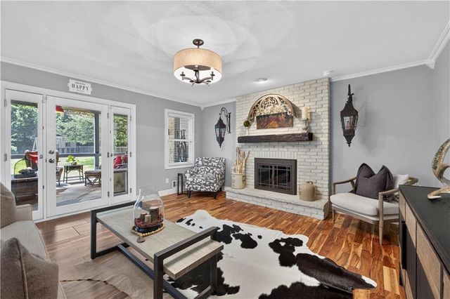 12816 Sagamore Road, Leawood, KS 66209