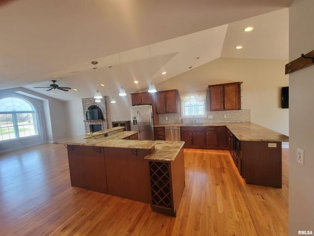 618 MICKEL Parkway, Washington, IL 61571