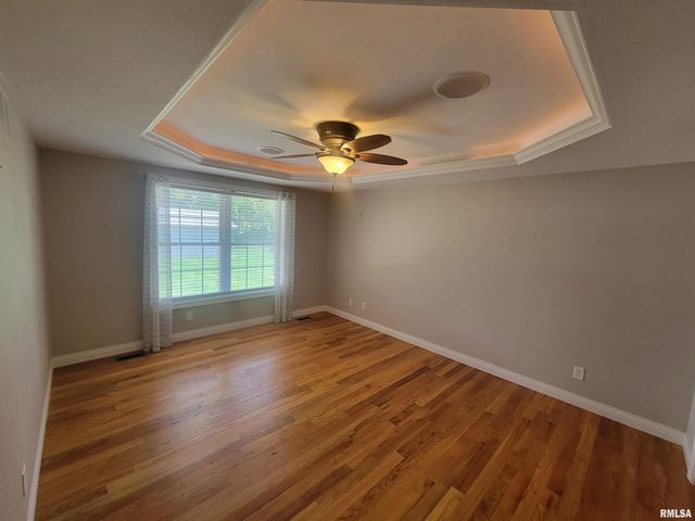 618 MICKEL Parkway, Washington, IL 61571