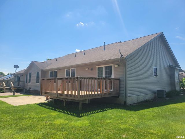 618 MICKEL Parkway, Washington, IL 61571