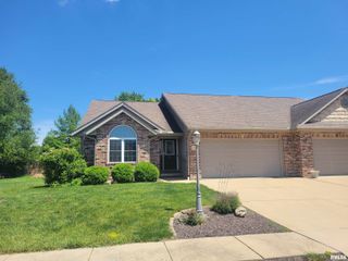 618 MICKEL Parkway, Washington, IL 61571