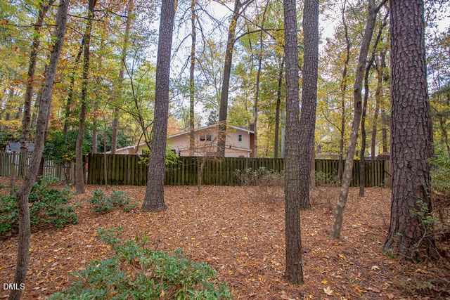 2428 Sedgefield Drive, Chapel Hill, NC 27514