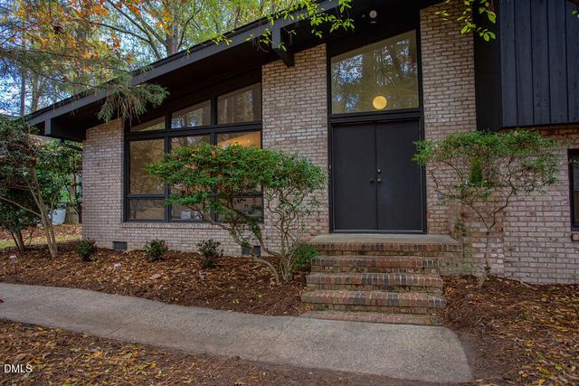 2428 Sedgefield Drive, Chapel Hill, NC 27514