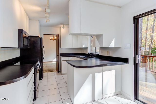 2428 Sedgefield Drive, Chapel Hill, NC 27514